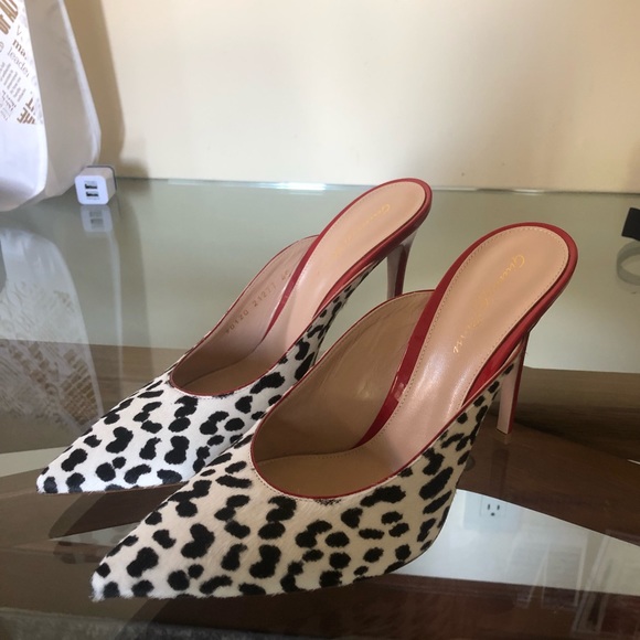 gianvito rossi leopard heels